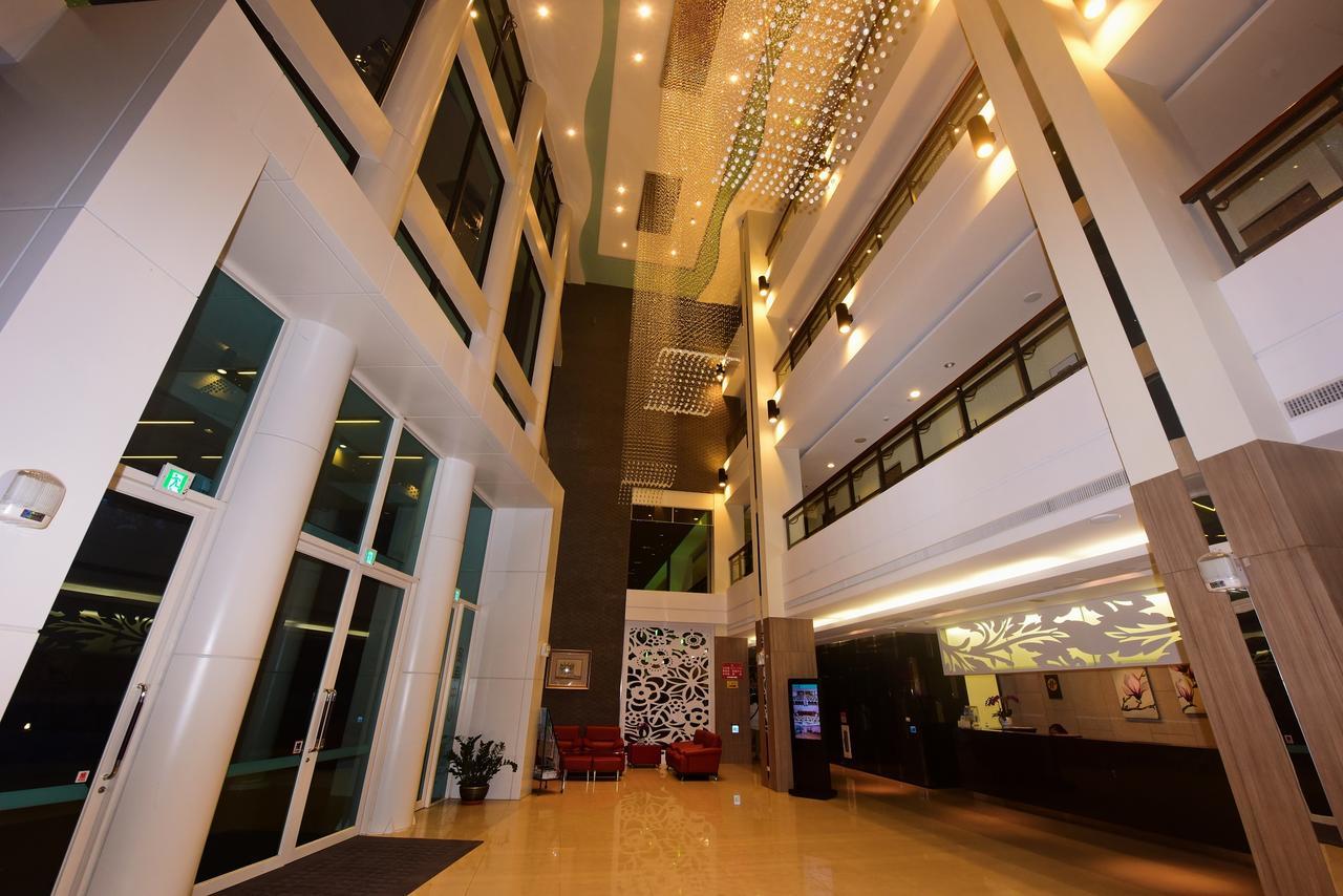 Sun Moon Lake Teachers' Hostel หยูฉี ภายนอก รูปภาพ