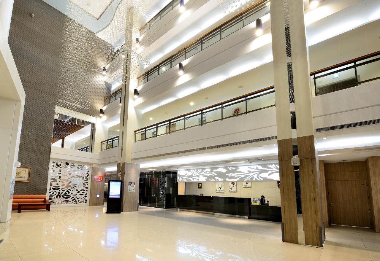Sun Moon Lake Teachers' Hostel หยูฉี ภายนอก รูปภาพ