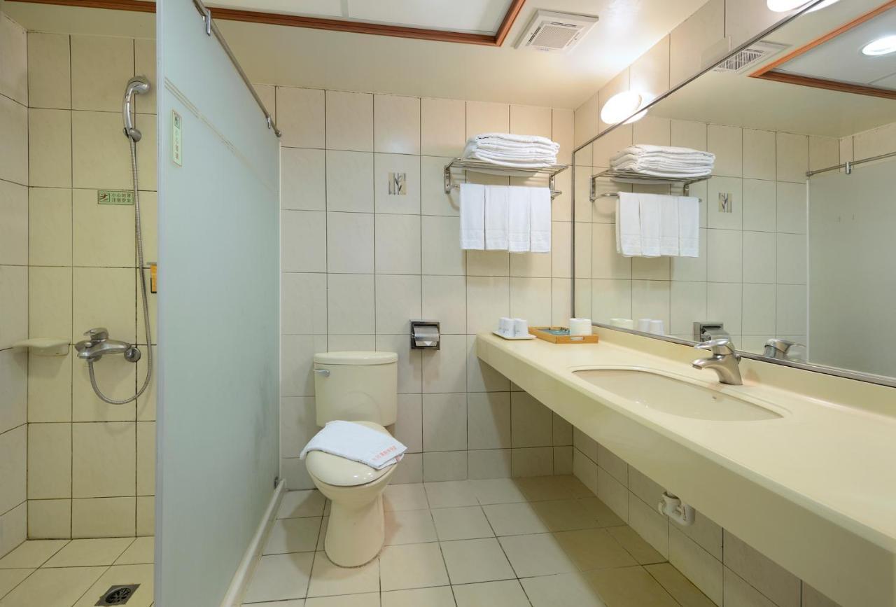 Sun Moon Lake Teachers' Hostel หยูฉี ภายนอก รูปภาพ
